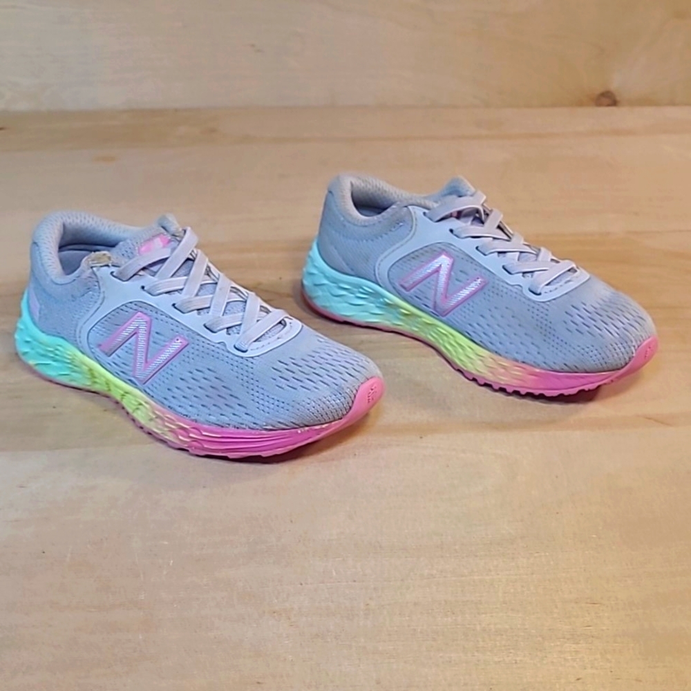New Balance Fresh Foam Arishi Gray and Pink Kids No Tie Slip On Sneakers - Picture 2 of 10